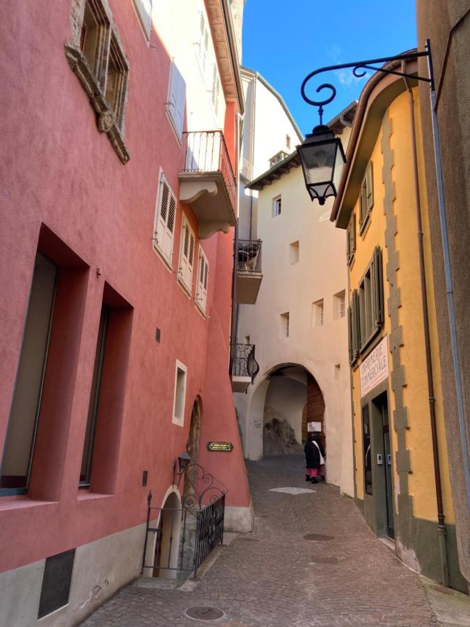 La Lombardie - Charme Et Tranquillite Sion Exterior photo
